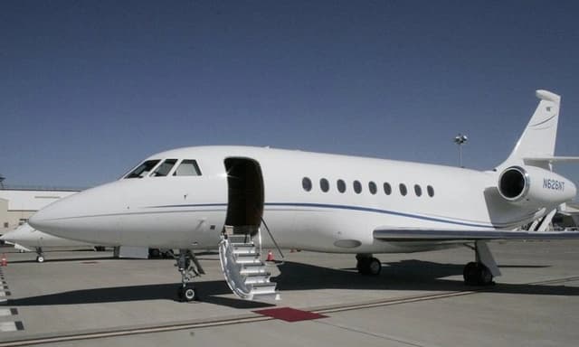 Falcon 2000EX N626NT