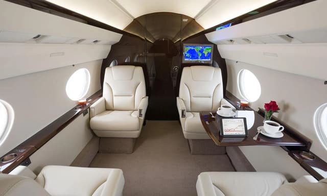 Gulfstream IV N254CA photo 2