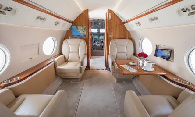 Gulfstream G450 N236KR photo 3