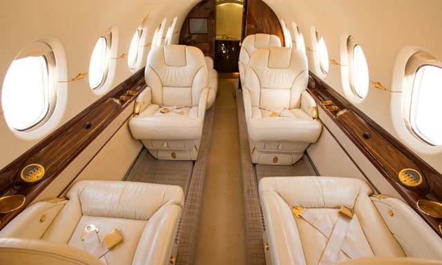Hawker 800XP N886DL photo 2