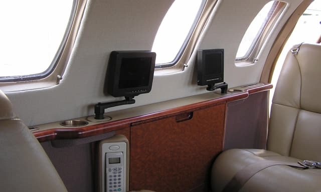 Cessna Citation CJ1 N585MC photo 4
