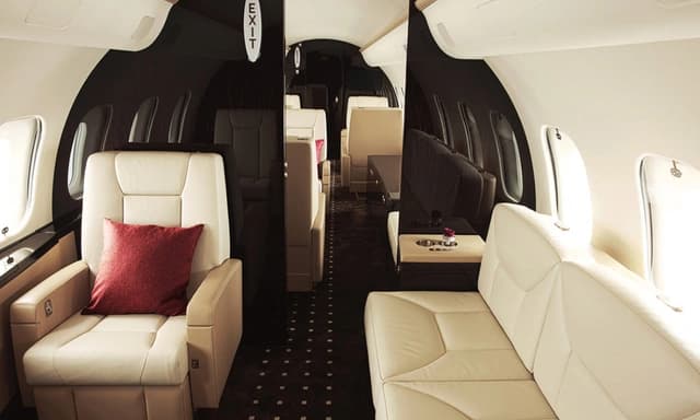 Global 5000 N501VJ photo 3