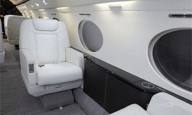 Gulfstream IV-SP N348DJ photo 3