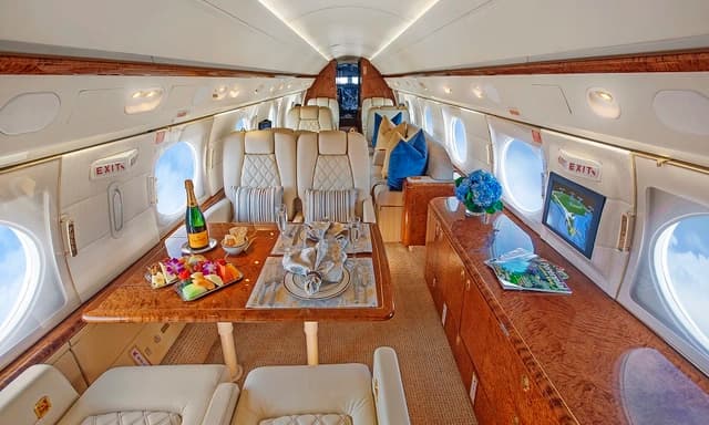 Gulfstream V N588AT photo 2