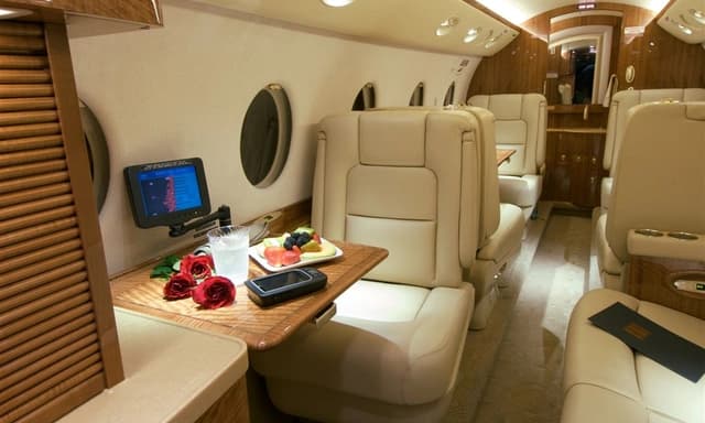 Gulfstream G150 N787BN photo 3