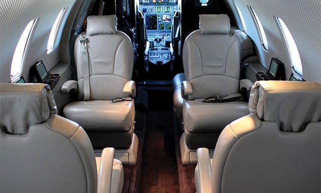 Cessna Citation XLS N72SG photo 3