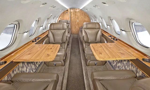 Hawker 850XP N762DD photo 2