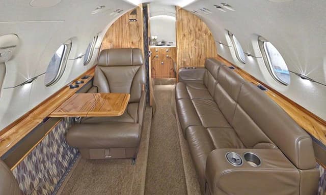 Hawker 850XP N762DD photo 3