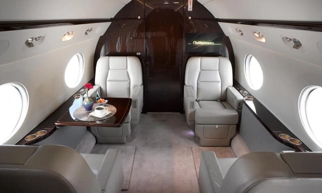 Gulfstream G450 N899FS photo 2