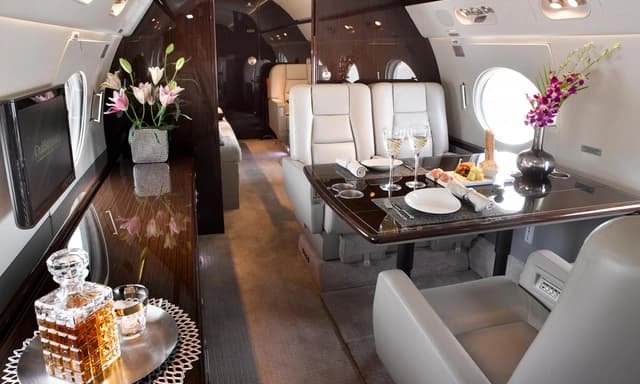 Gulfstream G450 N899FS photo 6