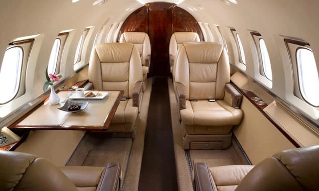 Hawker 800XP N800UW photo 2