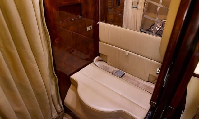 Hawker 800XP N800UW photo 5