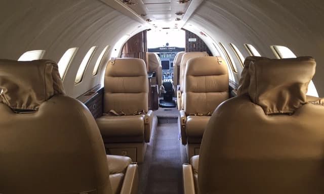 Cessna Citation Ultra N860CR photo 3