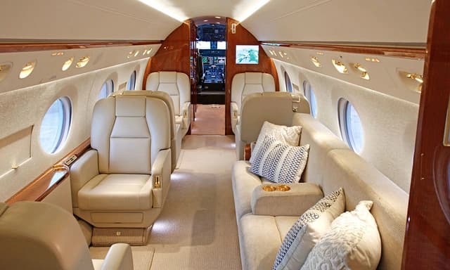 Gulfstream G550 N269WR photo 6