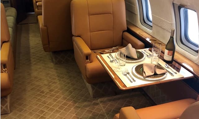 Challenger 601 N70X photo 6
