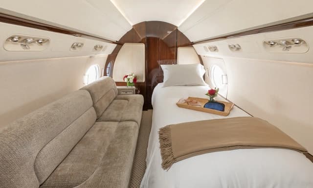 Gulfstream G450 N24JR photo 4
