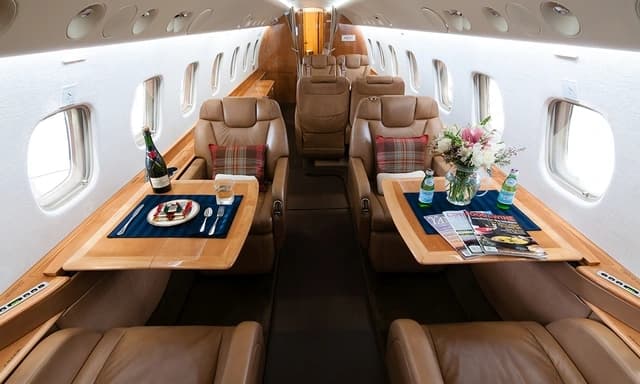 Embraer Legacy 600 N725BD photo 2