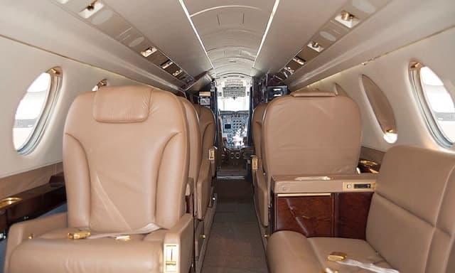 Falcon 50 N290MX photo 2