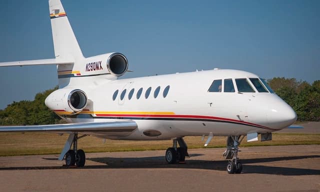 Falcon 50 N290MX