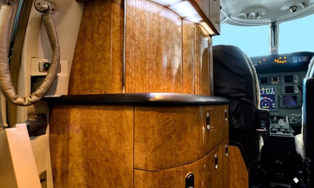 Cessna Citation V N868CW photo 4