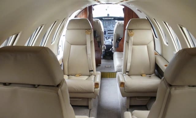Cessna Citation V N560CF photo 3