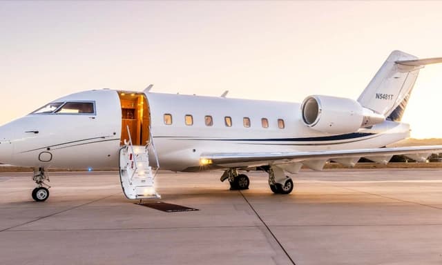 Challenger 604 N5481T