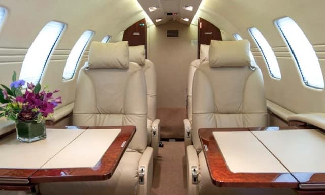 Cessna Citation Excel N876UC photo 2