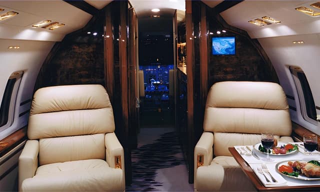 Challenger 601-3A N765WT photo 4