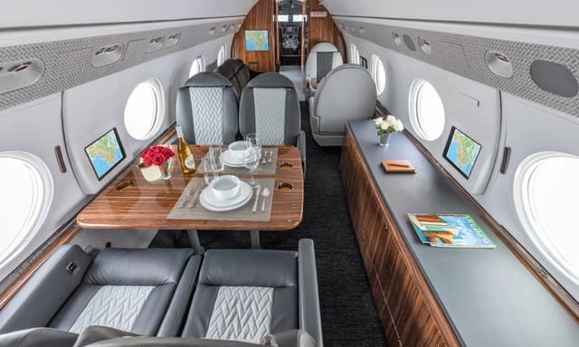 Gulfstream V N62FF photo 2