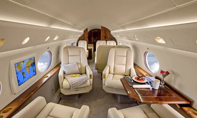 Gulfstream IV N763DB photo 3