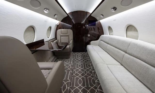 Gulfstream G200 N710RH photo 3