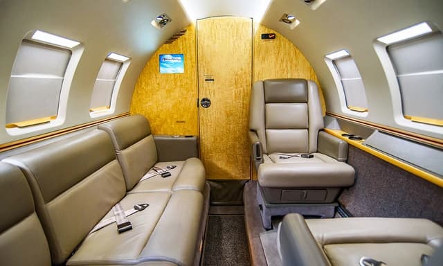 Hawker 1000 N800WD photo 2