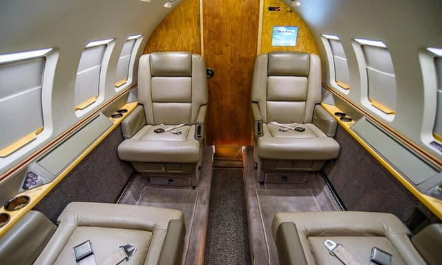Hawker 1000 N800WD photo 3