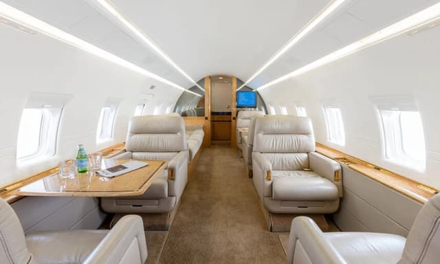 Challenger 601-3A N993SA photo 2