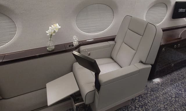 Gulfstream G550 N237GA photo 3