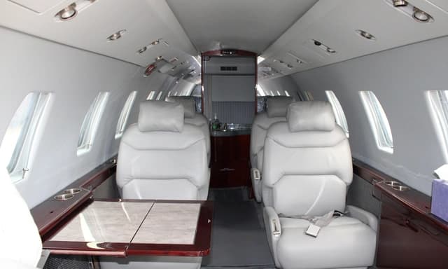 Cessna Citation VII N28TX photo 2