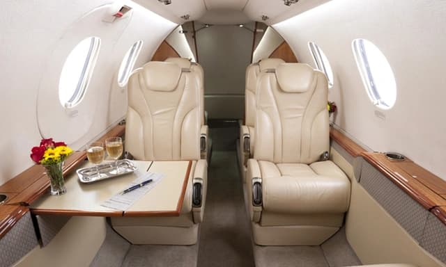 Beechcraft Premier 1A N462CB photo 5