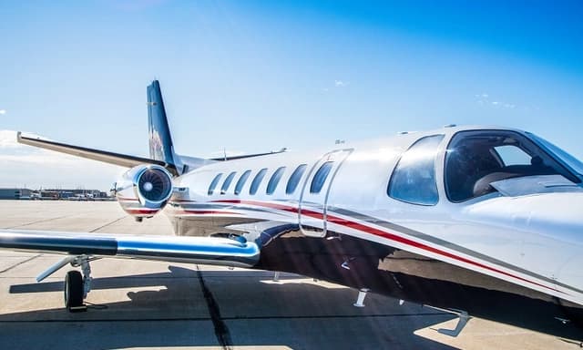 Cessna Citation Ultra N813SH photo 4