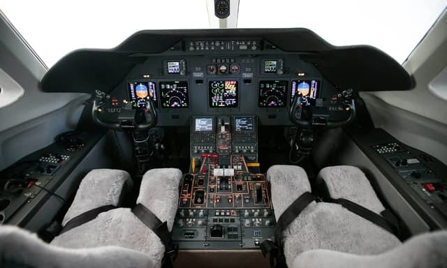 Gulfstream G200 N159JH photo 6