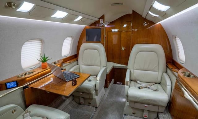 Learjet 60XR N343EC photo 6
