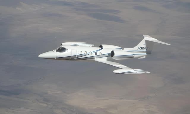 Learjet 35A N35RT