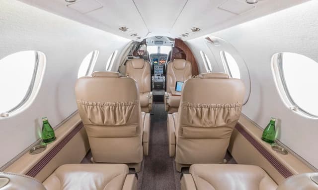 Beechcraft Premier 1A N368CS photo 3