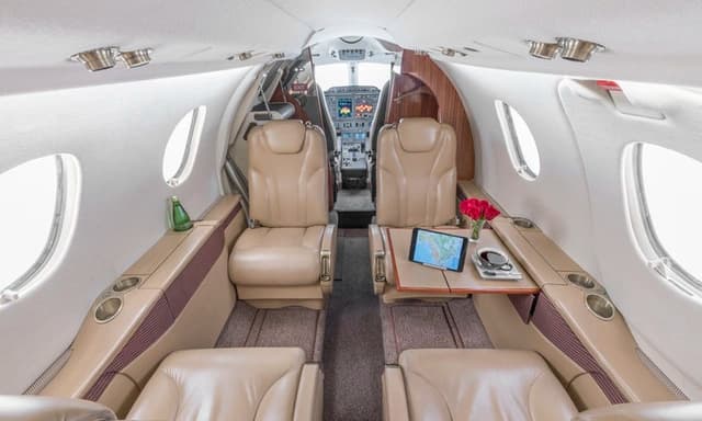Beechcraft Premier 1A N368CS photo 2