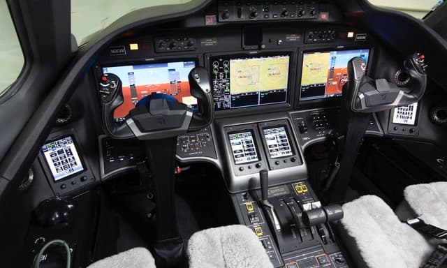 Cessna Citation Sovereign N690VM photo 5
