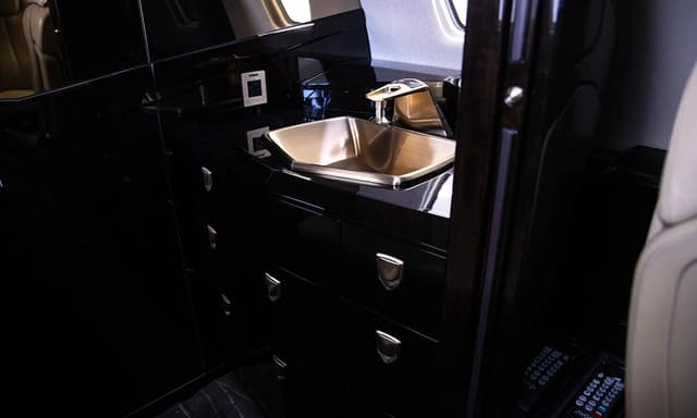Cessna Citation Sovereign N688VM photo 5