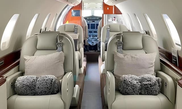 Cessna Citation X N232CF photo 2