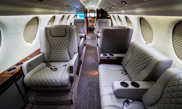 Falcon 50 N980DM photo 4