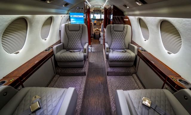 Falcon 50 N980DM photo 5