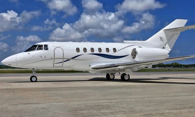 Hawker 800XP N621SB photo 3
