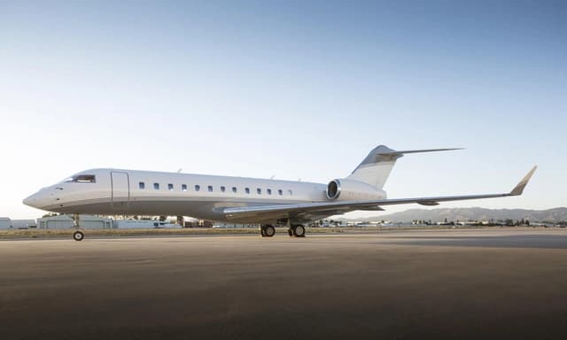Global Express N320GX photo 4